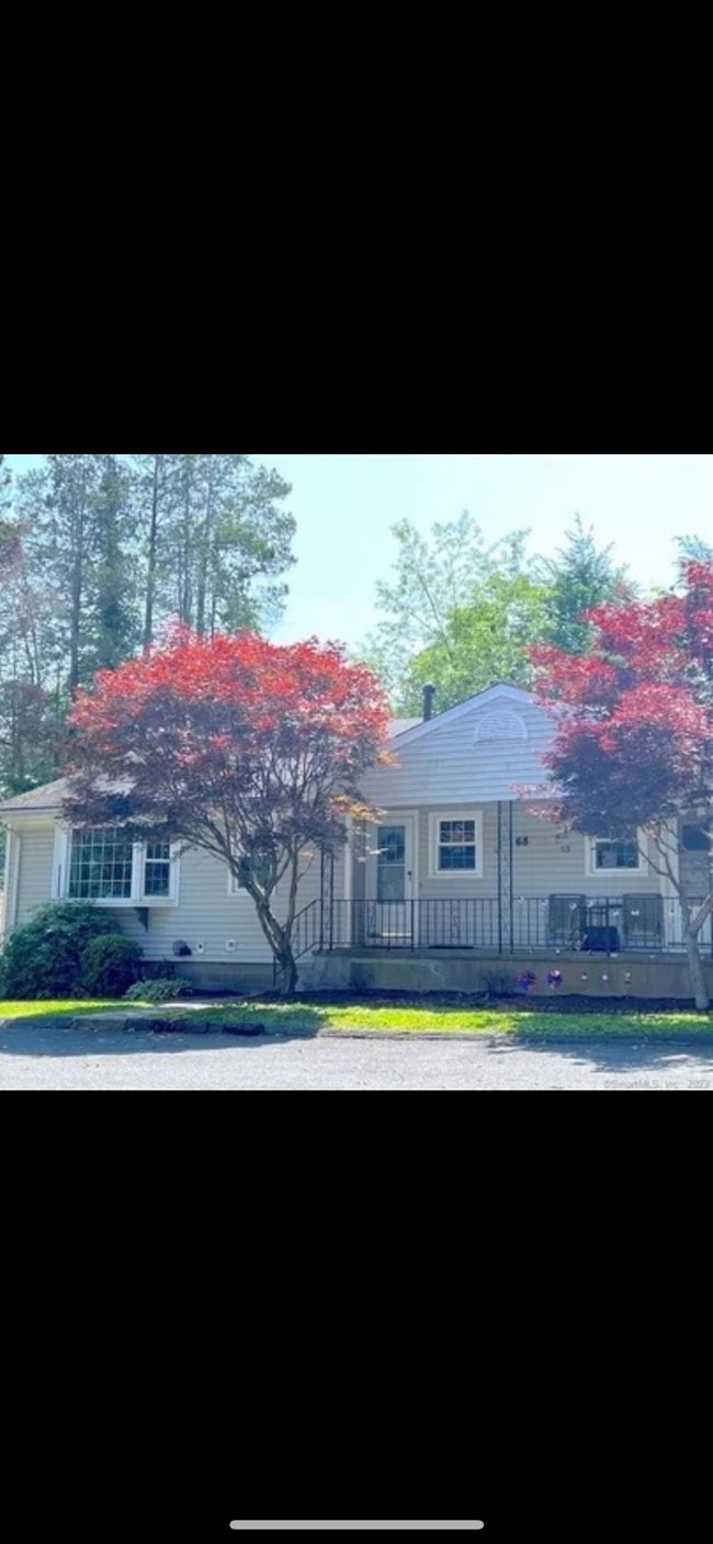 Building Photo - 68 Janet Cir