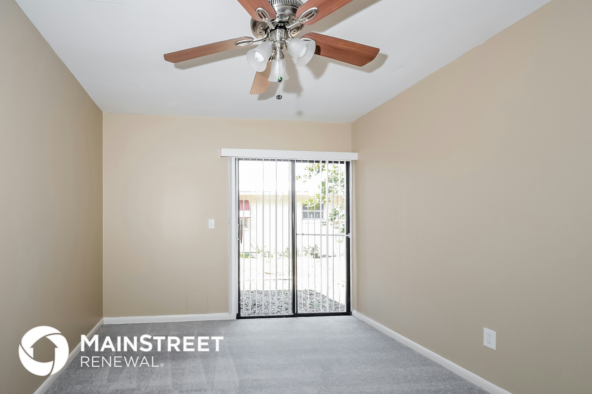 Building Photo - 6621 Fort Pierce Blvd