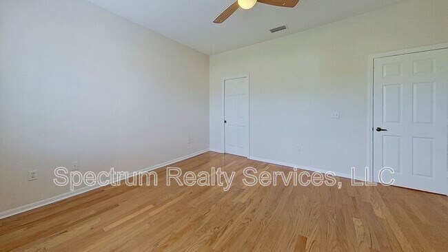 Building Photo - 4515 Serena Cir