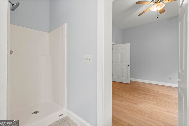 Building Photo - 235 Jenkins Rd