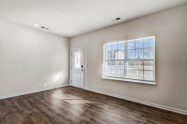 Building Photo - 33 Long Mdw Ln