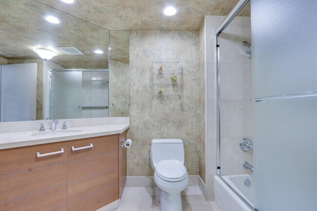Building Photo - 3630 Gardens Pkwy