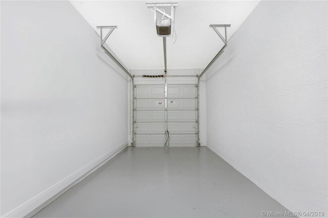 Building Photo - 20901 NW 1st Dr