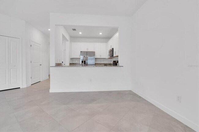 Building Photo - 15012 Lyla Ter