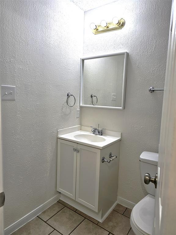 Building Photo - 1747 Horseshoe Cir