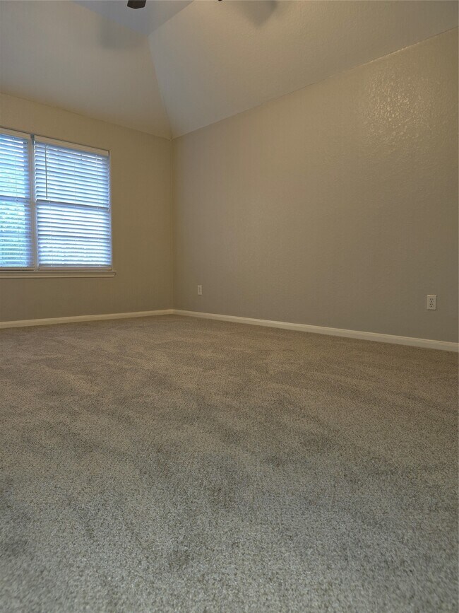 Building Photo - 11114 Opatrny Meadows Ln