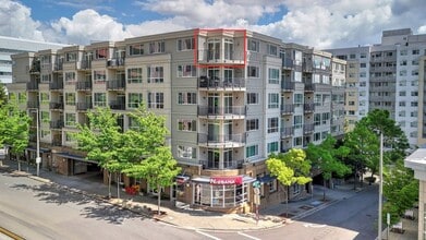 Building Photo - 2bd/1.75ba Bellevue Condo