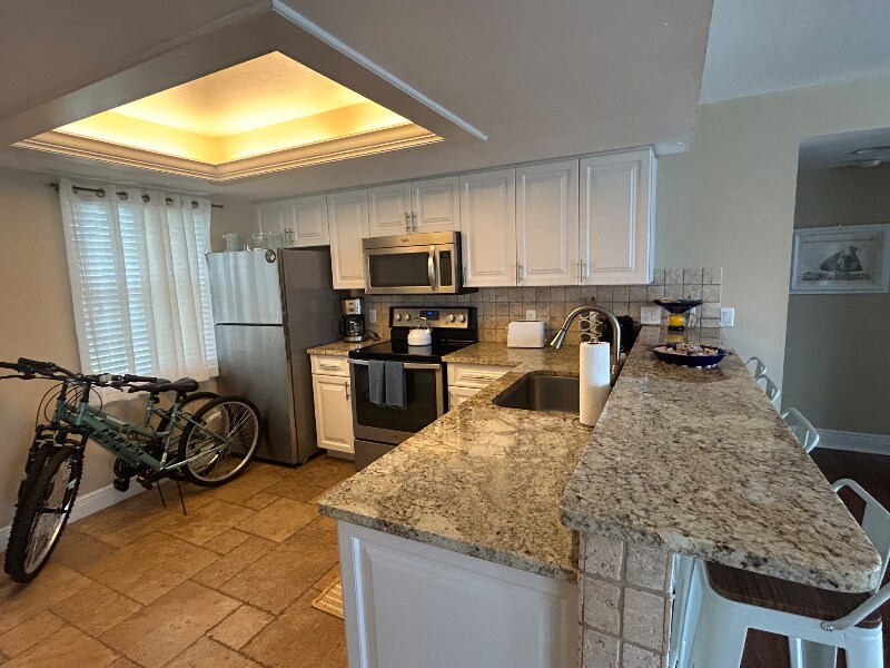 Building Photo - 5420 Chiquita Blvd S