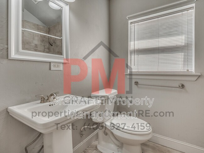 Building Photo - 1514 NW 18th St