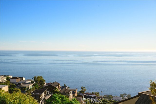 Building Photo - 883 Katella St