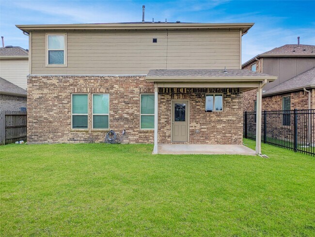 Building Photo - 1328 Ventura Crk Dr