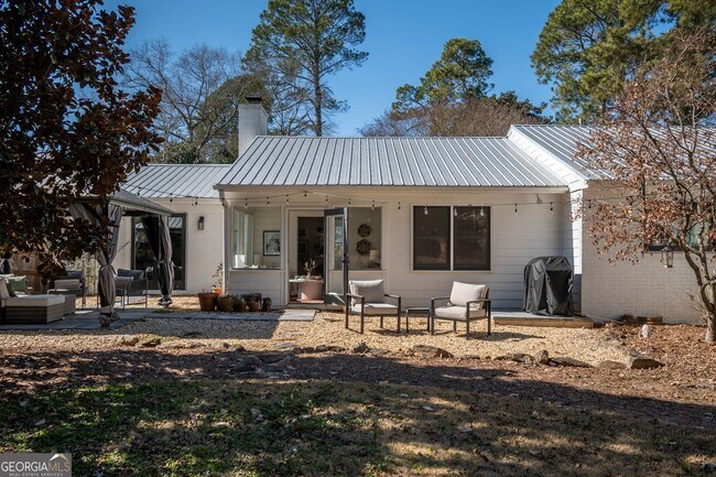 Building Photo - 119 Fortson Cir