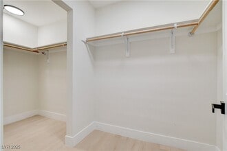 Building Photo - 3962 Euclid St