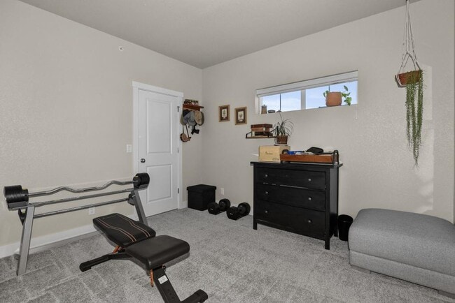 Building Photo - 6826 School House Dr