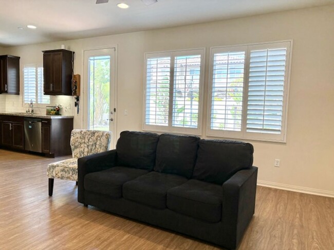 Building Photo - Riverpark | 4Bed + 3Bath | Oxnard | Whalen