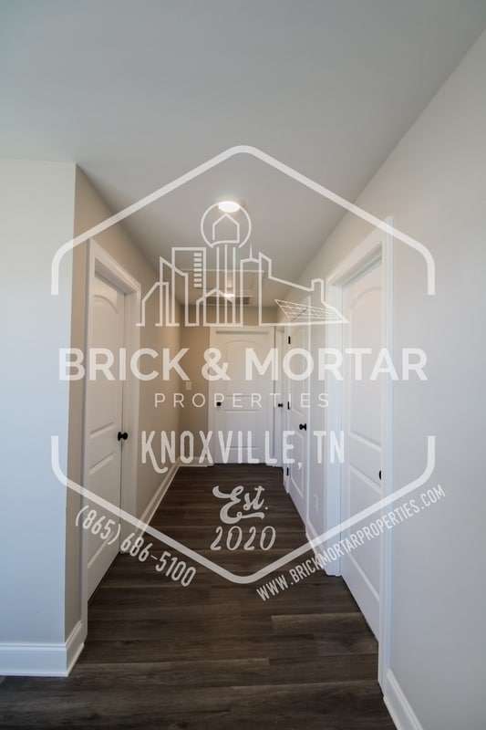 Building Photo - 1669 Spring Berry Ln