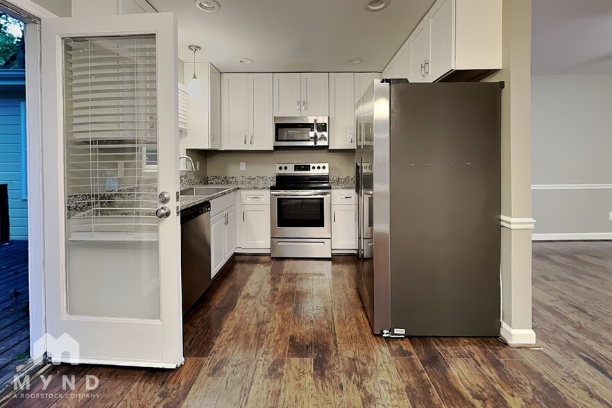 Building Photo - 3504 Berdan Ct