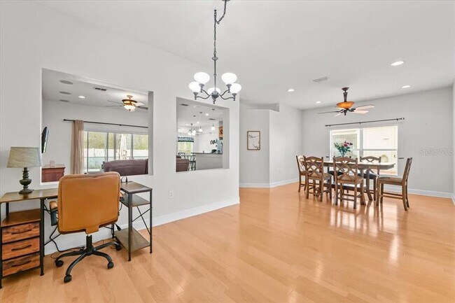 Building Photo - 15604 Durango Cir