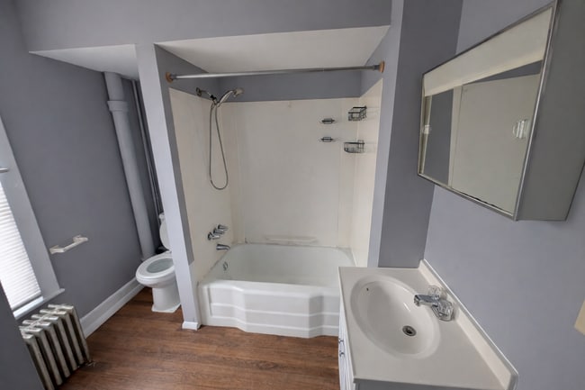 Building Photo - 31 Central Ave