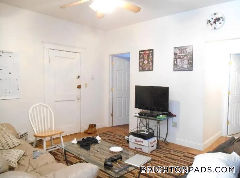 Building Photo - 23 Cummings Rd