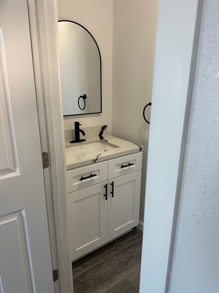 Building Photo - 16049 S Yava Rd