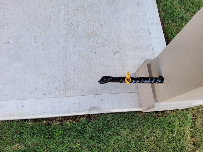 Building Photo - 20814 Flat View Dr