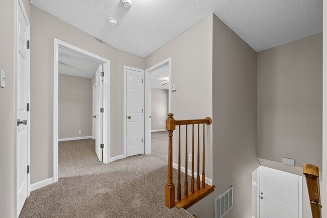 Building Photo - 3 Bedroom Home In Meadowbrook Subdivision For Rent!