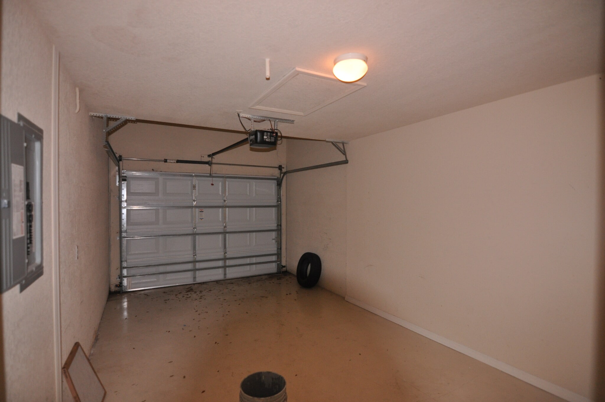 Building Photo - 6745 Dairy Rd