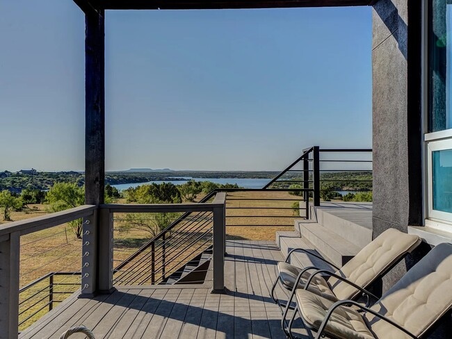 Building Photo - 46 Bonita Vista Dr