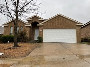 Building Photo - 3613 Dove Ln