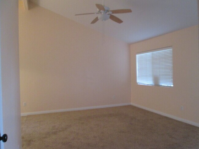 Building Photo - Oswell Park Gated Community COMING SOON!