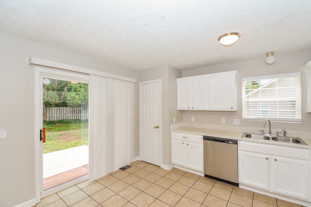 Building Photo - 624 Mable Dr