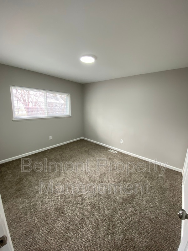 Building Photo - 11020 Hupp Ave