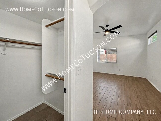 Building Photo - 2660 W Camino del Sitio