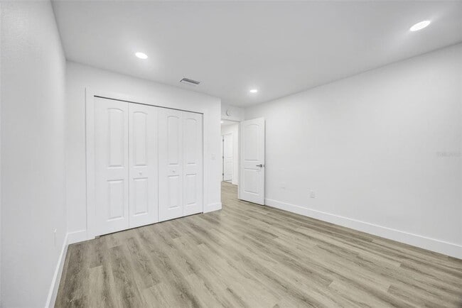 Building Photo - 11728 Raintree Dr