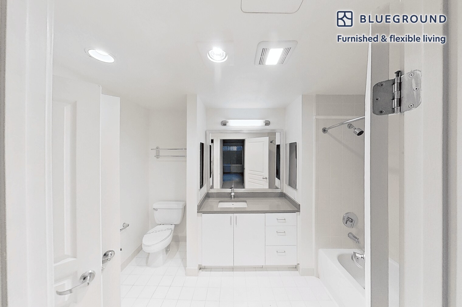 Building Photo - 2400 W El Camino Real