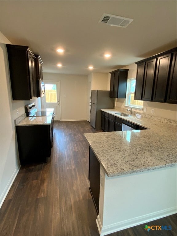 Building Photo - 208 Allington Cir