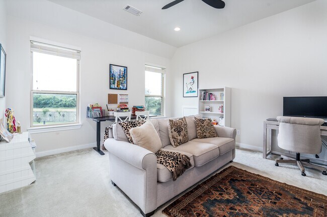 Building Photo - 2034 Baker Estates Dr