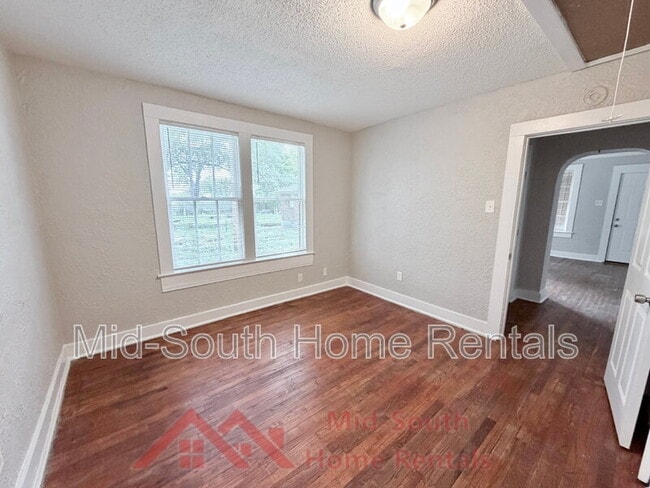 Building Photo - 1379 Ferguson Rd