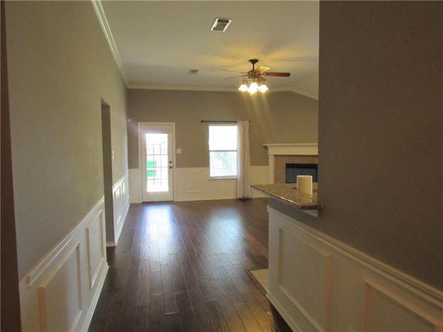 Building Photo - 4411 Shady Elm Dr