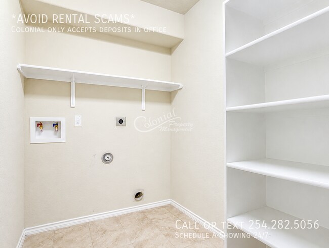 Building Photo - 5819 Ambrose Cir