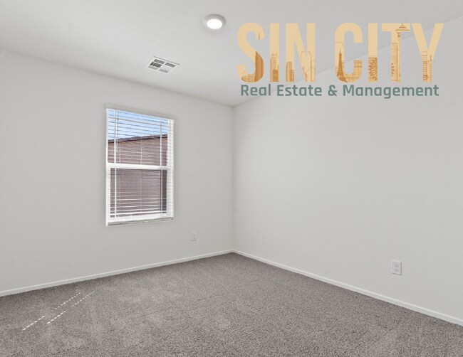 Building Photo - 1919 Stanza St