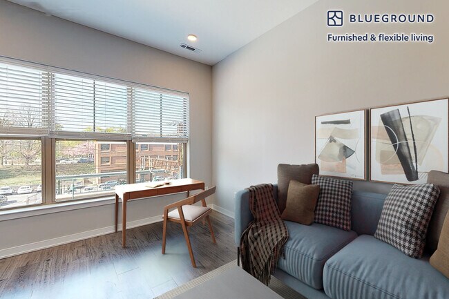 Building Photo - 332 Halstead Ave