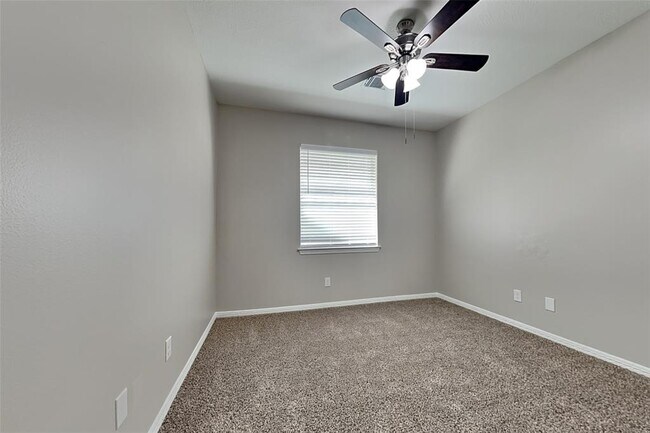Building Photo - 6818 Auburn Oak Trail