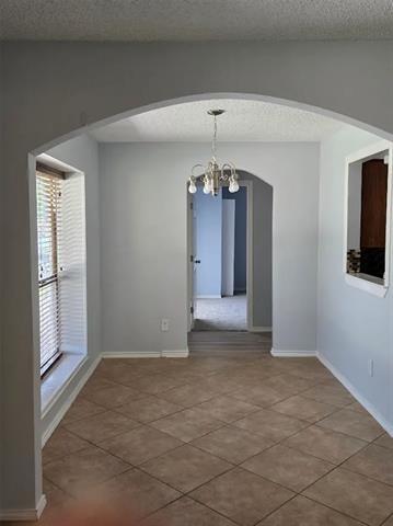 Building Photo - 1613 S Bent Tree Trail