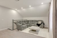 Building Photo - 2135 Rosemont Dr