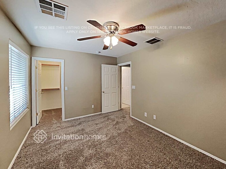Building Photo - 2510 E Browning Pl