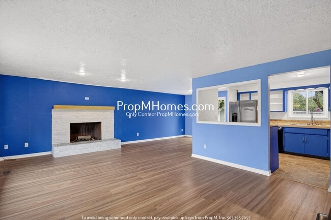 Building Photo - Three Bedroom Escape in Oregon City!