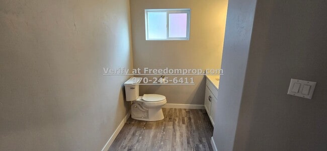 Building Photo - Beautiful 2 Primary bedrooms!!!! 2.5 bath Townhome in North Grand Junction near 24 1/2 rd