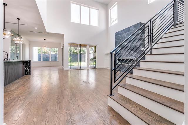 Building Photo - 4707 Cowan Ave